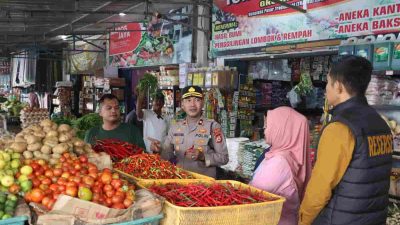 Pastikan Stabilitas Harga, Polres Maros Lakukan Pengecekan Stok dan Harga Bahan Pokok di